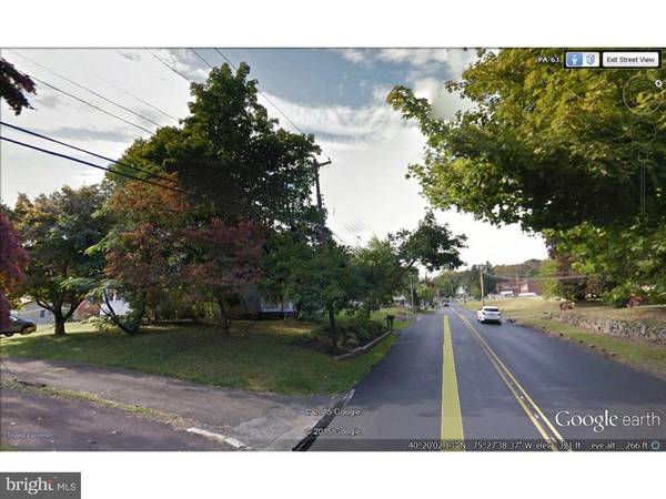 3051 MAIN ST, Green Lane, PA 18054