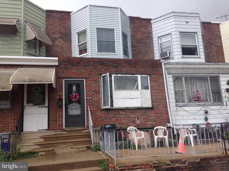 2621 S CARROLL ST, Philadelphia, PA 19142