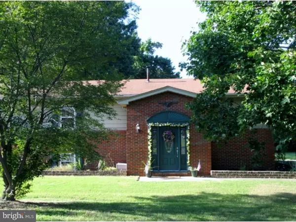 Gibbstown, NJ 08027,79 BRAMALL LN