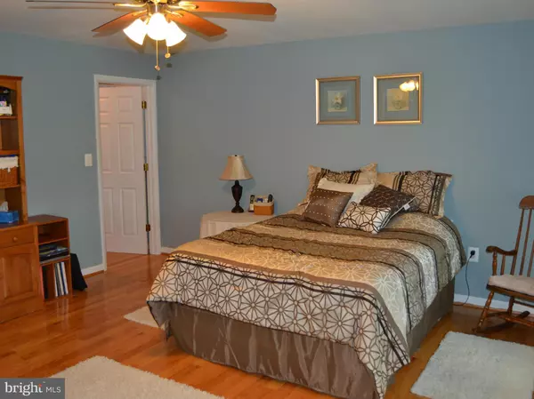 Baltimore, MD 21227,2415 ZION RD