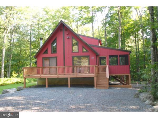 627 MAXATAWNY DR, Pocono Lake, PA 18347