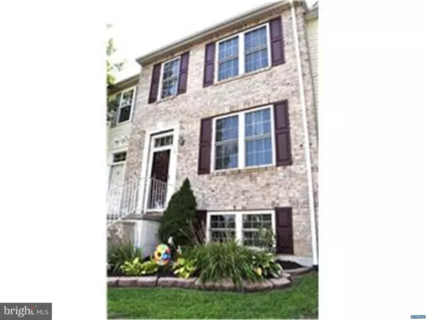 118 VERSAILLES CT, Newark, DE 19702