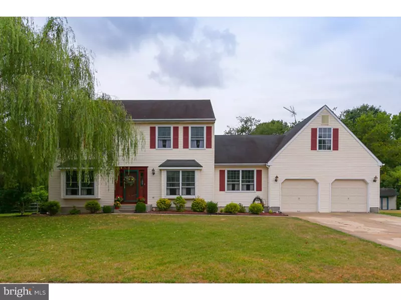 815 CANVASBACK DR, Mullica Hill, NJ 08062