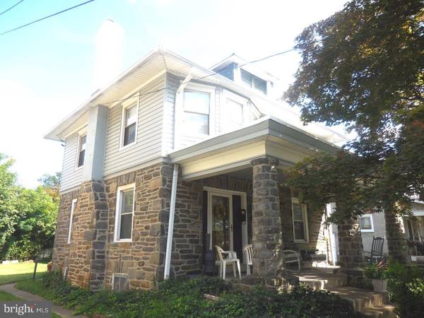 19 S BRIGHTON AVE, Upper Darby, PA 19082