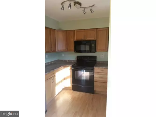 Lindenwold, NJ 08021,521 WALNUT AVE