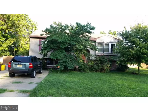 521 WALNUT AVE, Lindenwold, NJ 08021