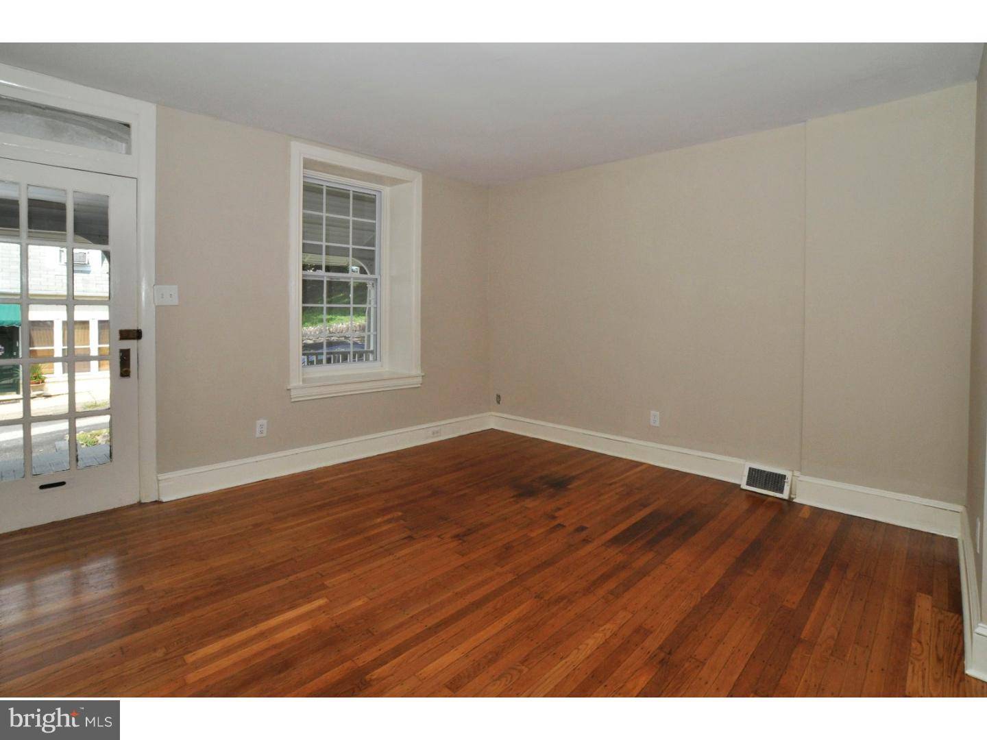 Jenkintown, PA 19046,414 DIVISION ST