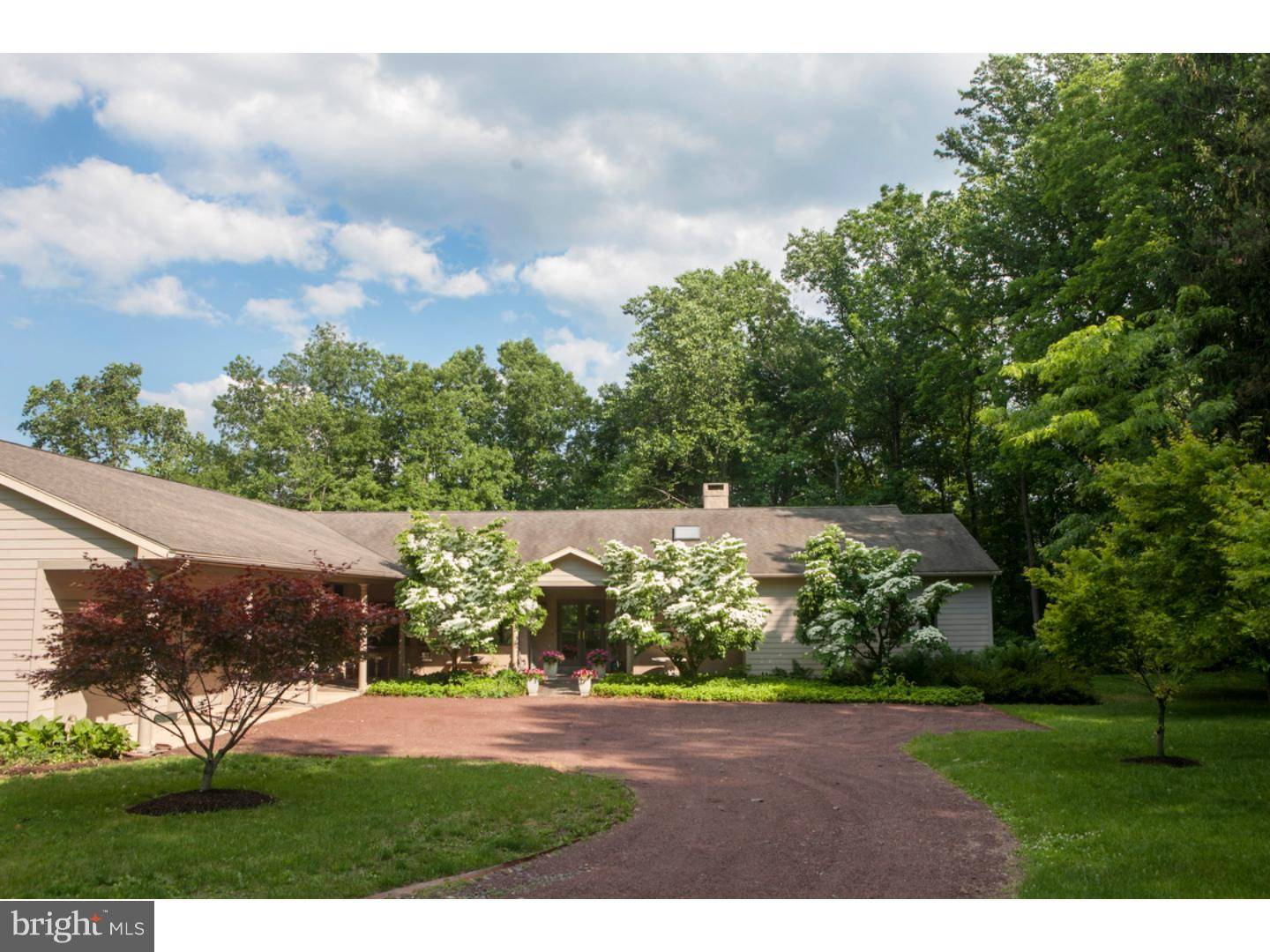 1872 HOLICONG RD, New Hope, PA 18938