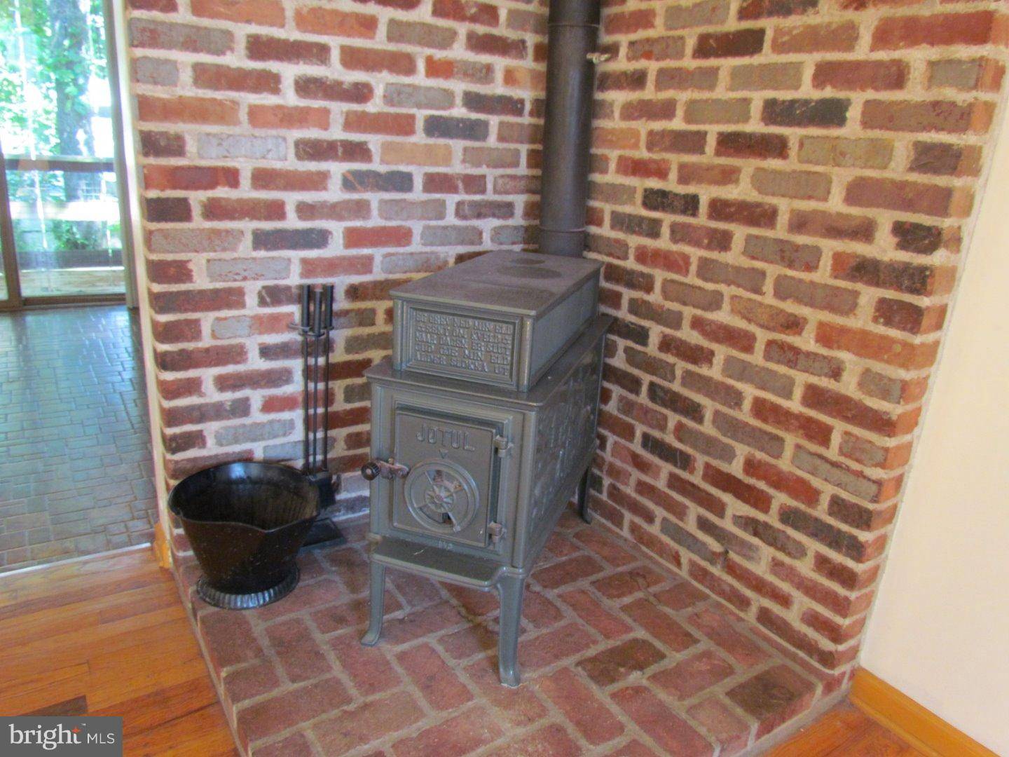 Perkasie, PA 18944,305 W SPRUCE ST