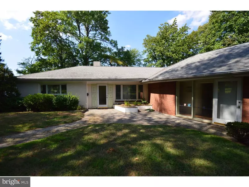 30 PARK AVE, Burlington, NJ 08016
