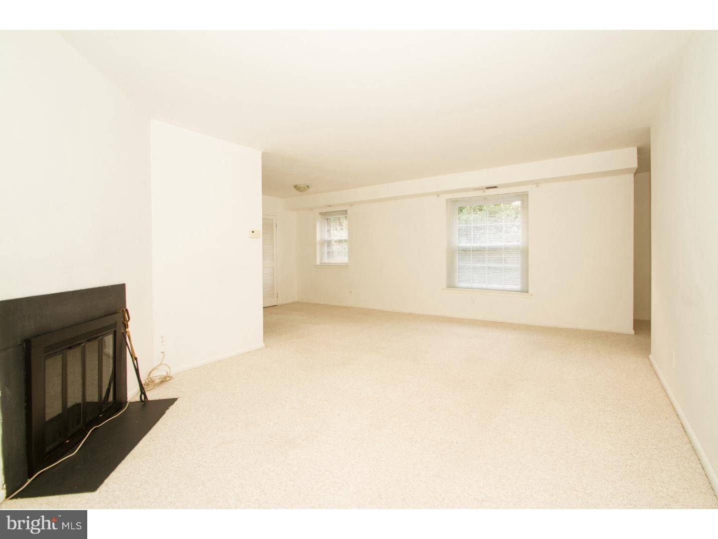 Philadelphia, PA 19129,4000 GYPSY LN #102