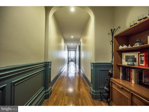 Philadelphia, PA 19107,1029-33 SPRUCE ST #200