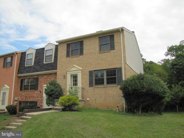 1 GOLDEN HILL CT, Catonsville, MD 21228