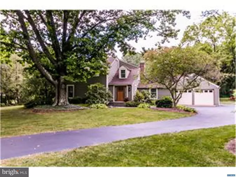 18 CRESTFIELD RD, Wilmington, DE 19810