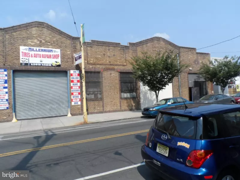 1834-48 FRANKFORD AVE, Philadelphia, PA 19125