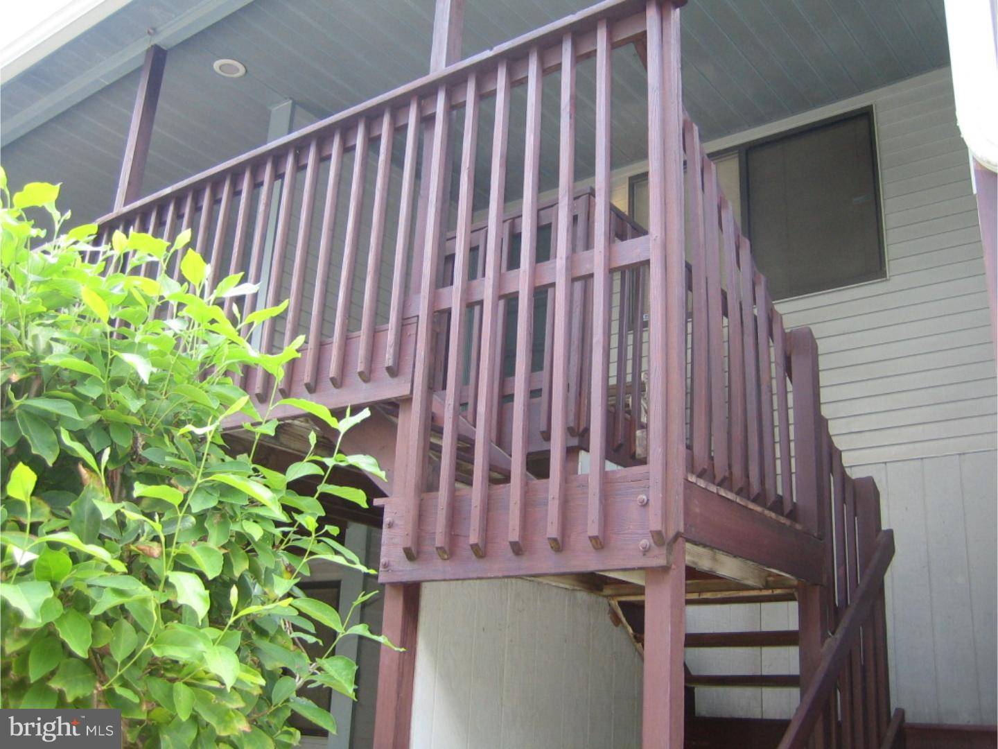 Cherry Hill, NJ 08034,402 BARCLAY WALK