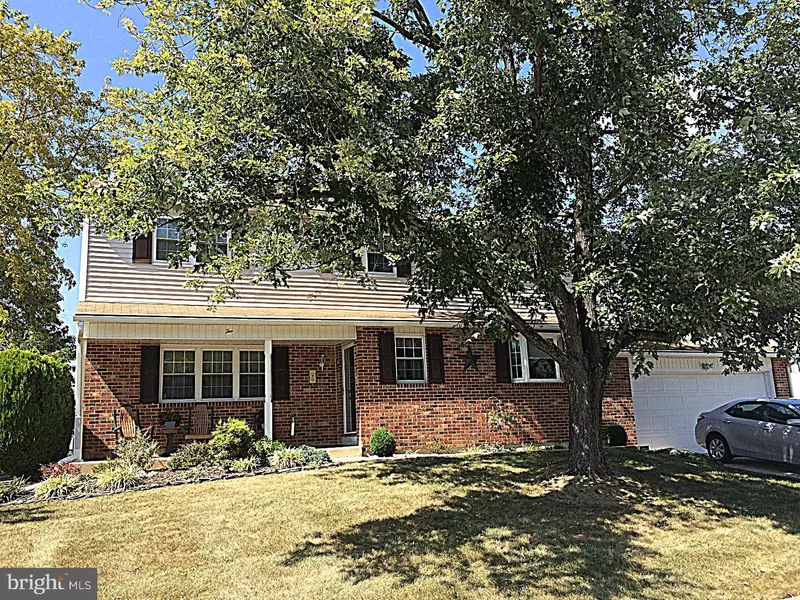 2 MARTIN DR, Newark, DE 19713