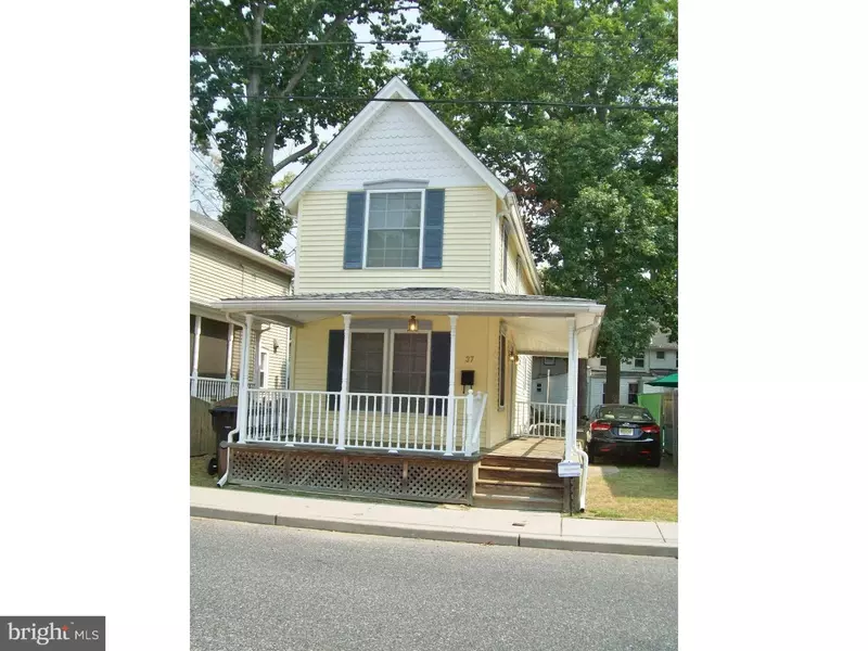 37 S OAK AVE, Pitman, NJ 08071