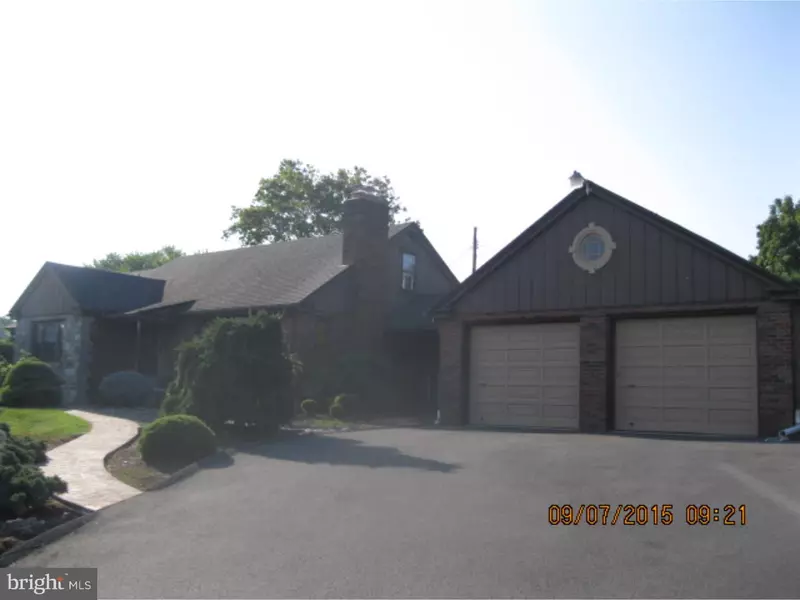 4700 HILLSIDE RD, Reading, PA 19606