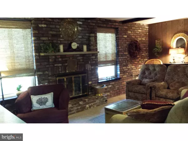 Clementon, NJ 08021,1608 WINDING WAY