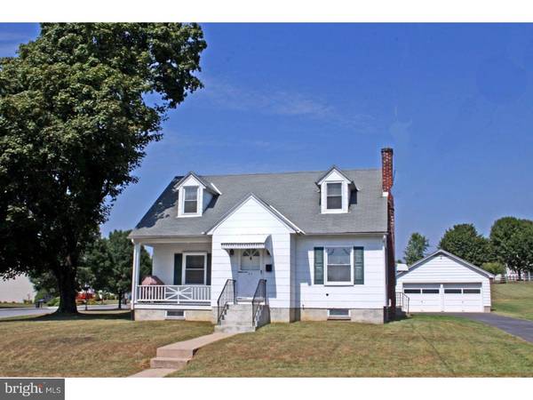 31 W 6TH ST, Shoemakersville, PA 19555