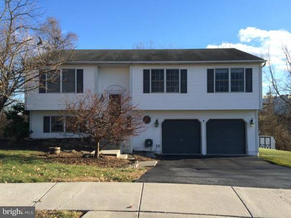 116 GLENFIELD CT, Sinking Spring, PA 19609