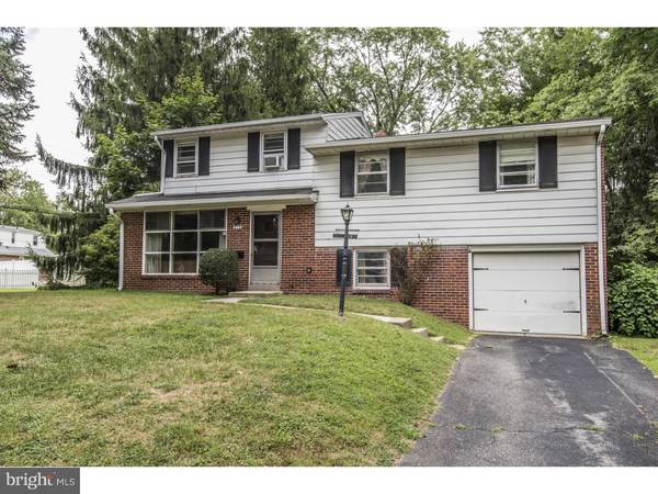 313 S BOBBIN MILL LN, Broomall, PA 19008