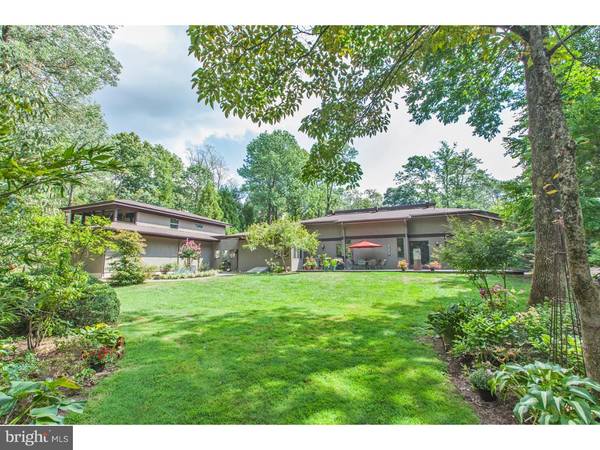 33 WHITE OAK DR, Princeton, NJ 08540