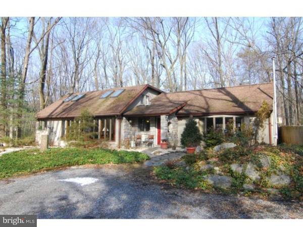 120 OLD MOUNTAIN RD, Bethel, PA 19507