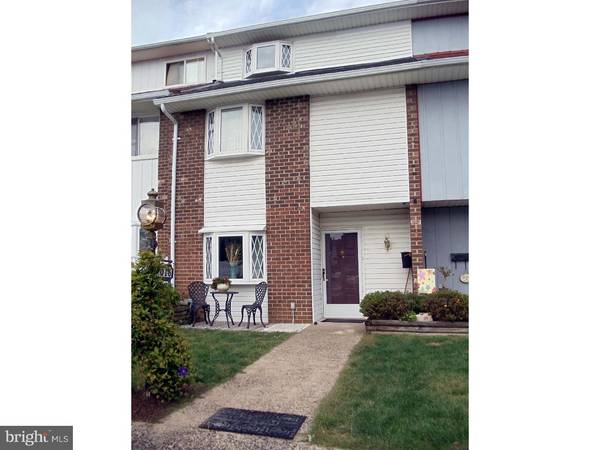 2016 FRANKLIN PL, Wyomissing, PA 19610