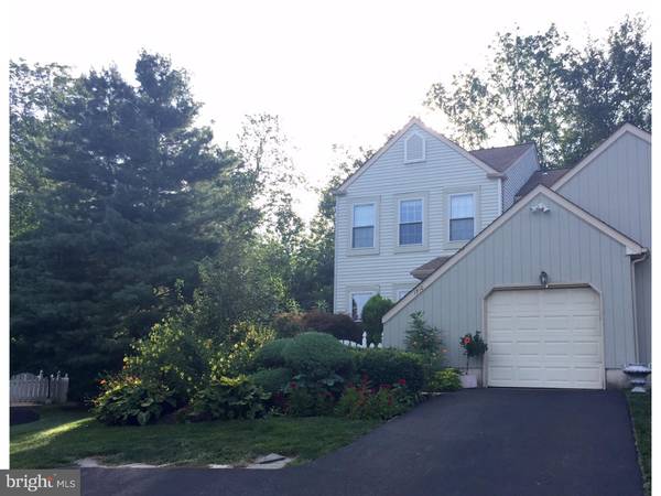 1710 HAWKINS DR, Southampton, PA 18966