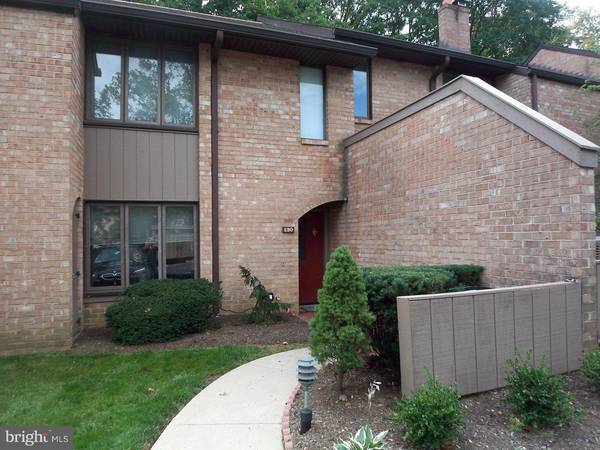 130 WOODGATE LN #20, Paoli, PA 19301