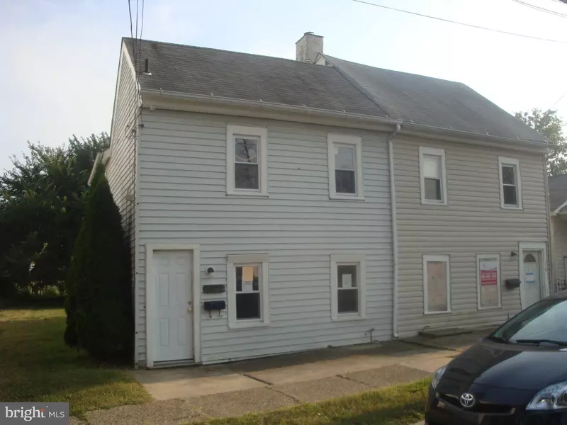 512 COLUMBUS RD, Burlington, NJ 08016