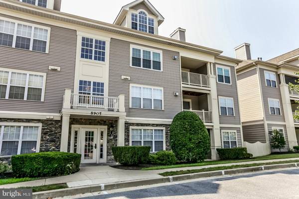 8905 STONE CREEK PL #302, Pikesville, MD 21208