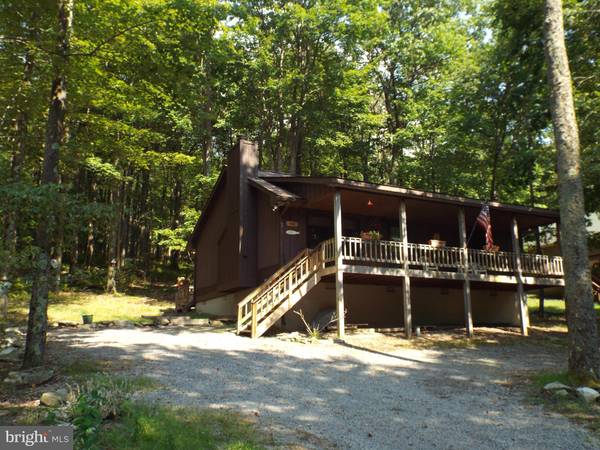 406 PRIMROSE LN, Terra Alta, WV 26764