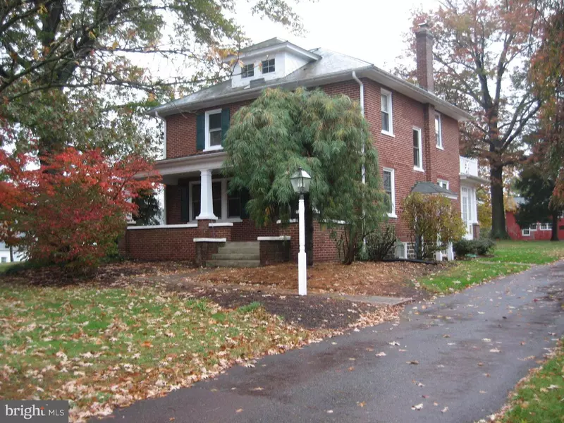 335 BROAD ST, Harleysville, PA 19438