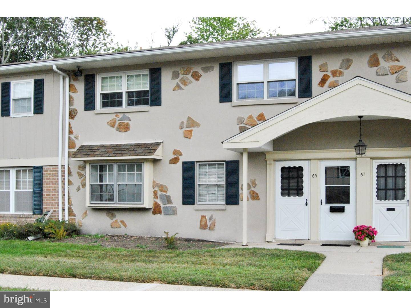 61 SHANNON DR, North Wales, PA 19454
