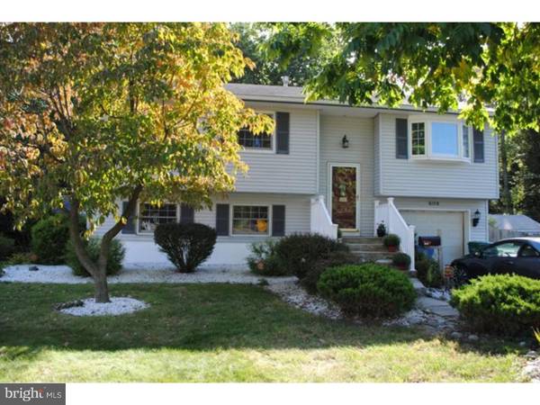 608 PARKWAY DR, Fairless Hills, PA 19030