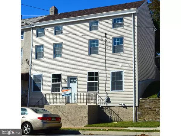 312 SPRING MILL AVE, Conshohocken, PA 19428