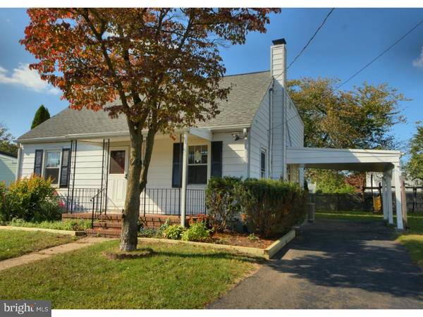 18 MAGUIRE RD, Hamilton Square, NJ 08690