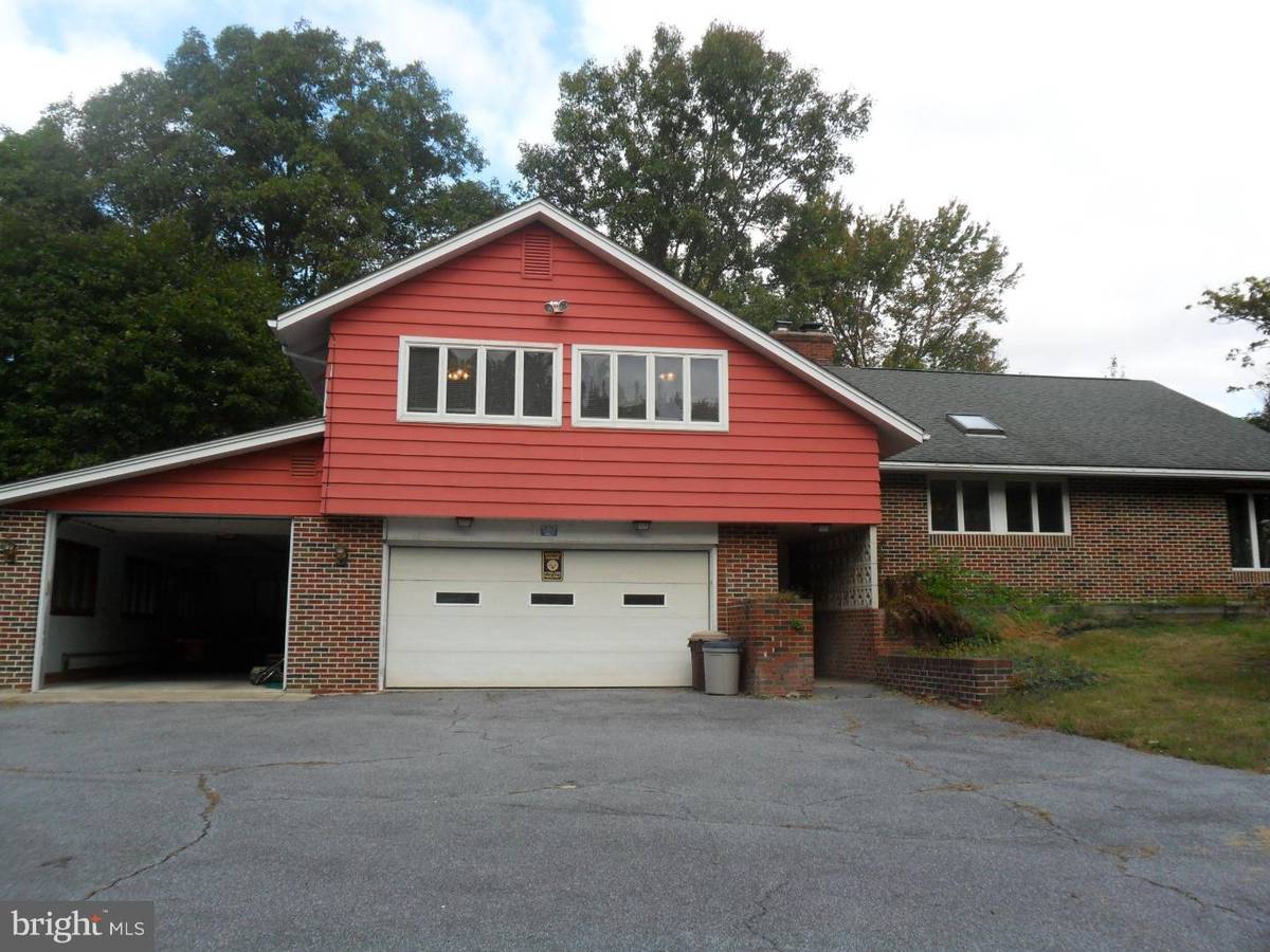 Schuylkill Haven, PA 17972,10 AMBROSE LN