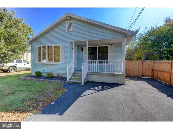 207 W PACIFIC AVE, Buena, NJ 08341