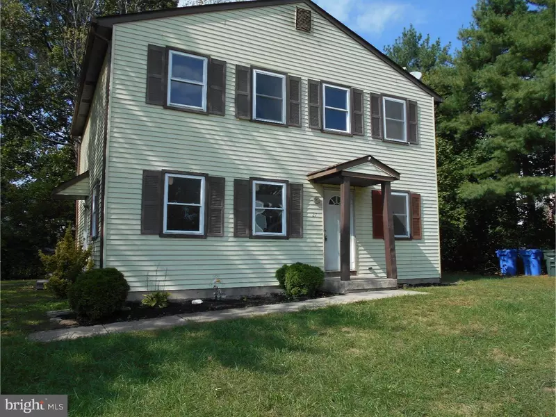 27-28 DEEDRE LN, Glassboro, NJ 08028