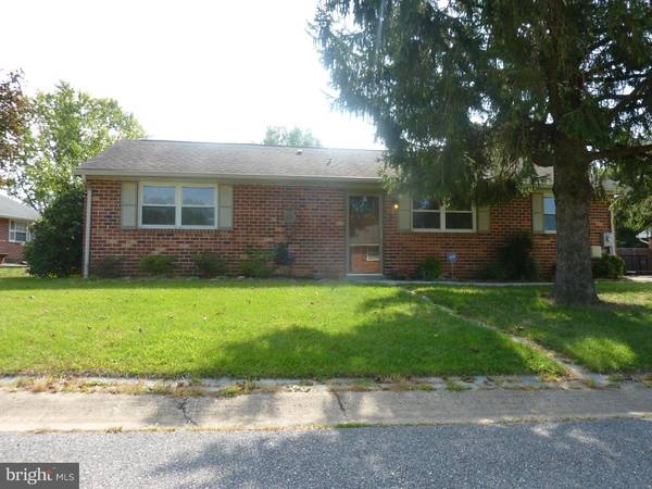 13 WILLIAMS CT, Newark, DE 19702