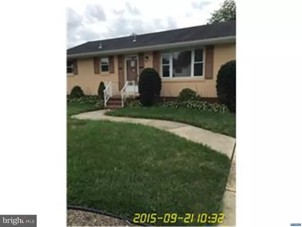 51 SPRING LAKE DR, Newark, DE 19711