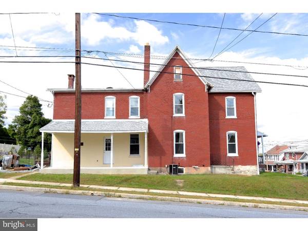 2 W BROAD ST, Shillington, PA 19607