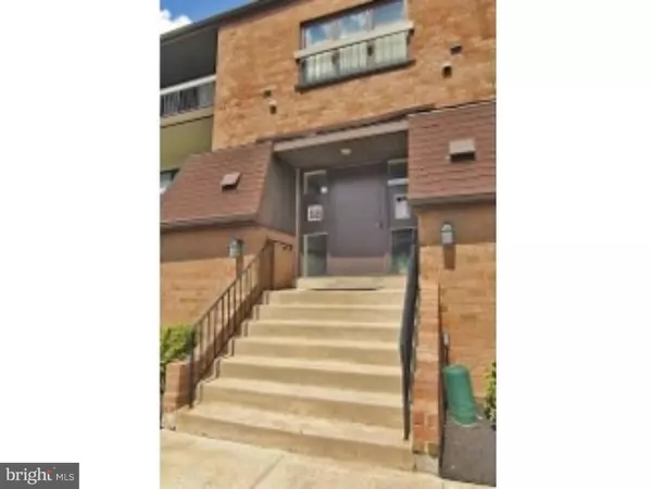 58004 DELAIRE LANDING RD, Philadelphia, PA 19114