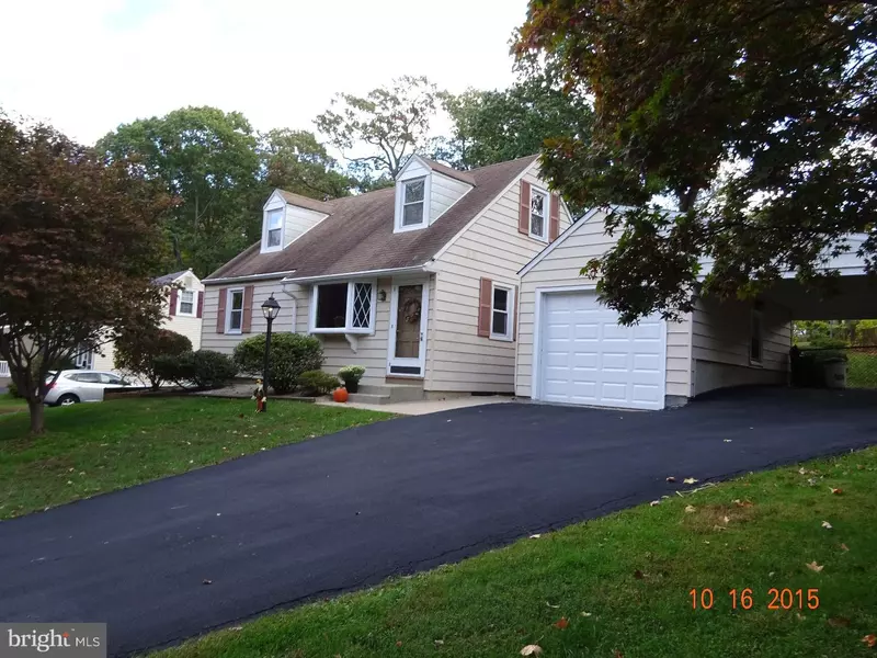 109 ROCKWOOD RD, Newtown Square, PA 19073