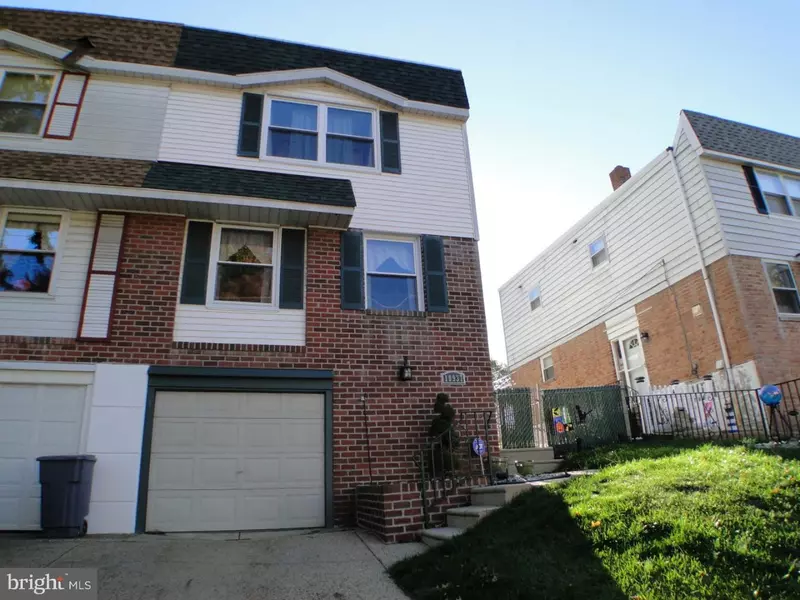 10937 TEMPLETON DR, Philadelphia, PA 19154