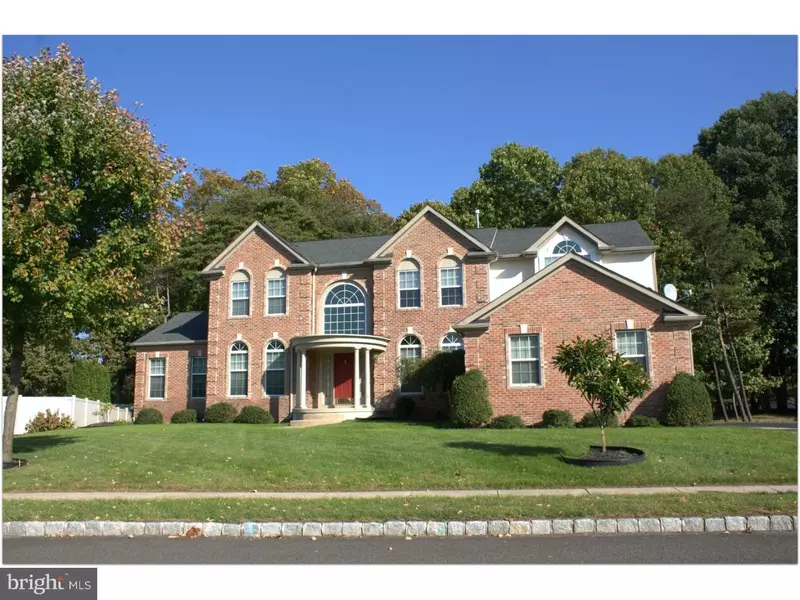 15 LONGFELLOW LN, Hainesport, NJ 08036